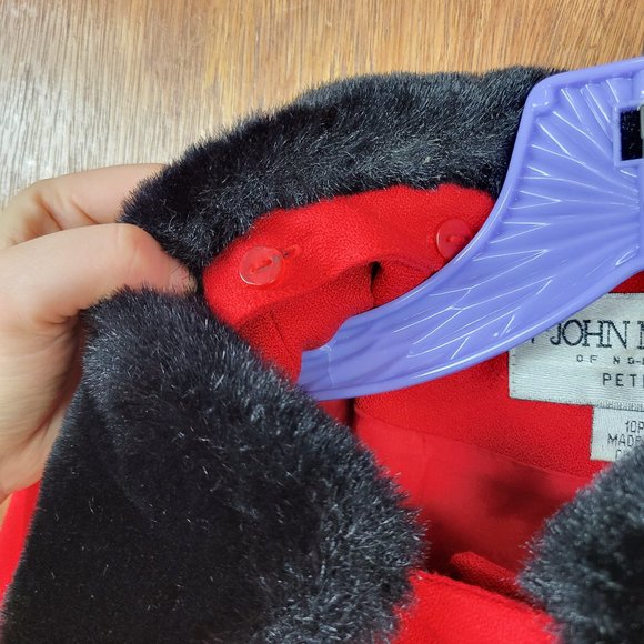 Vintage 90s Red & Black Faux Fur Trim Blazer Jacket - Picture 8 of 8